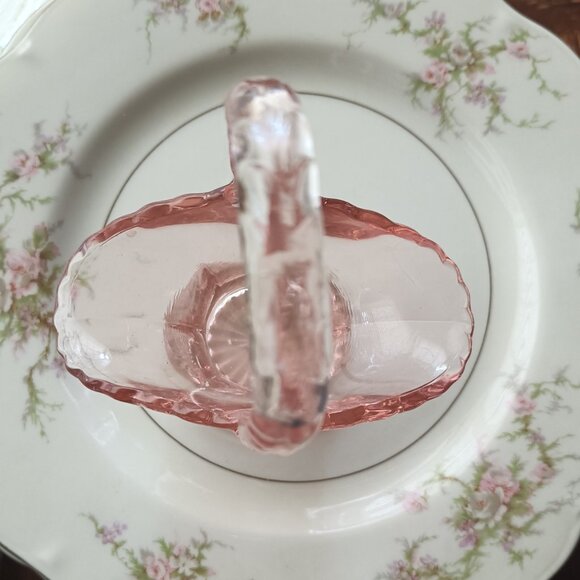 Vintage Westmoreland pink depression glass basket with ruffled edge 7" - Picture 4 of 6